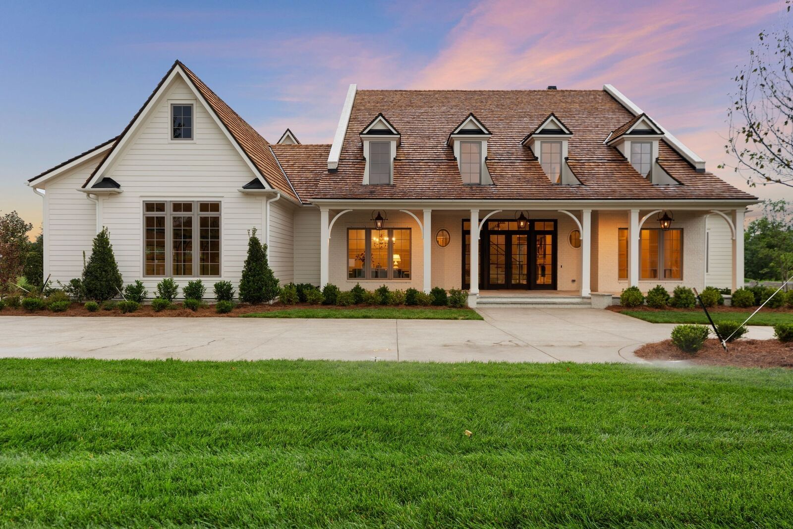 Property Photo: 1100 McCall Ct TN 37027