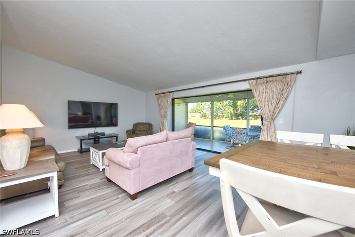 Property Photo: 150 Round Key Circle G-15 FL 34112