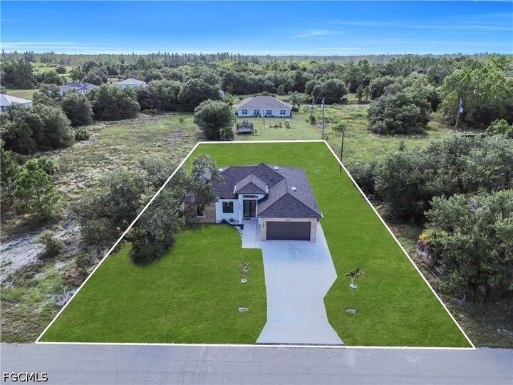 Property Photo:  1717 Roosevelt Avenue  FL 33972 