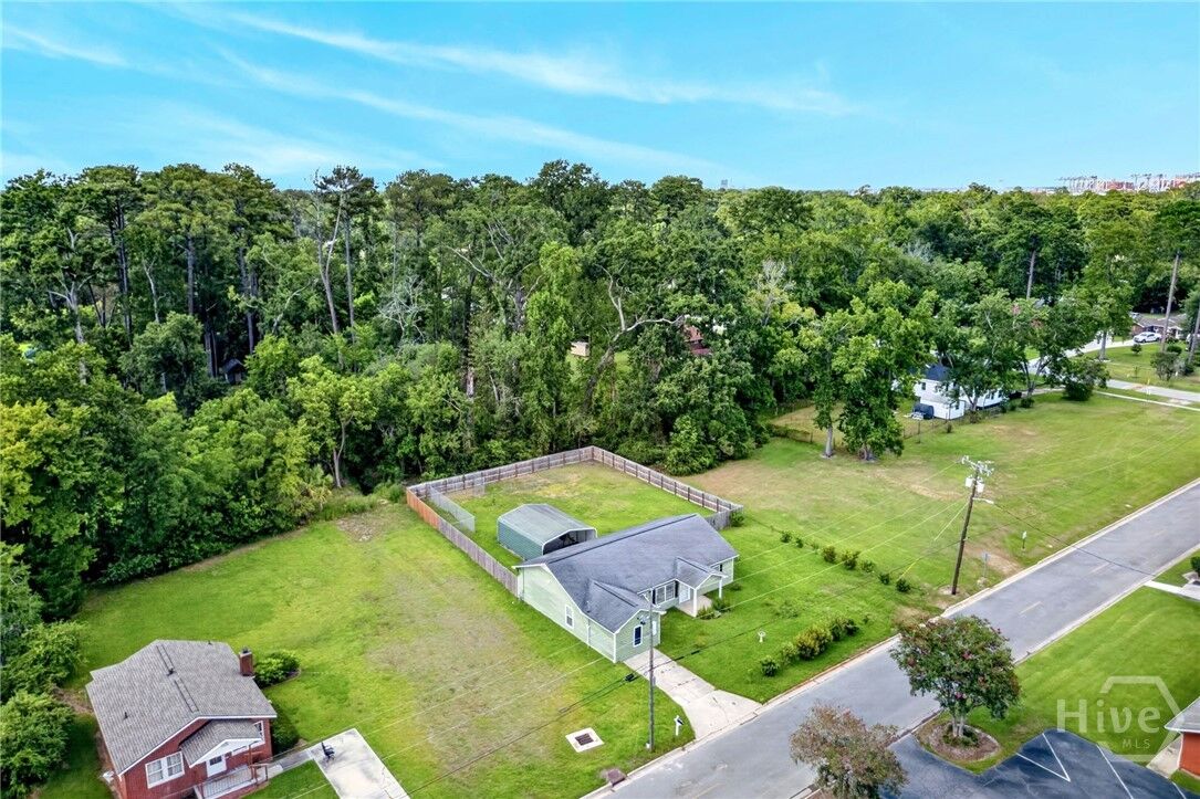 Property Photo:  14 Redmond Avenue  GA 31408 
