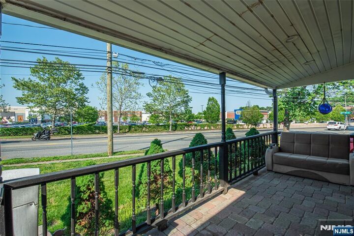 Property Photo:  42 W Spring Valley Avenue  NJ 07607 