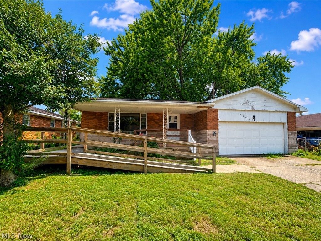 Property Photo:  1809 Rockland Avenue  OH 45714 