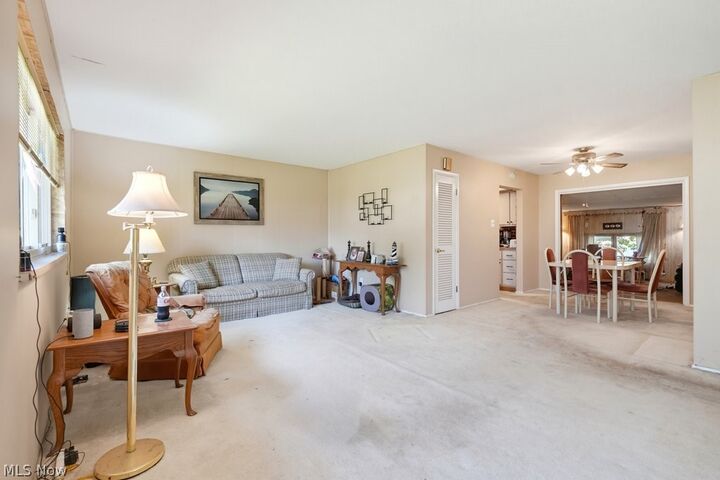 Property Photo:  819 Navajo Trail  OH 44056 