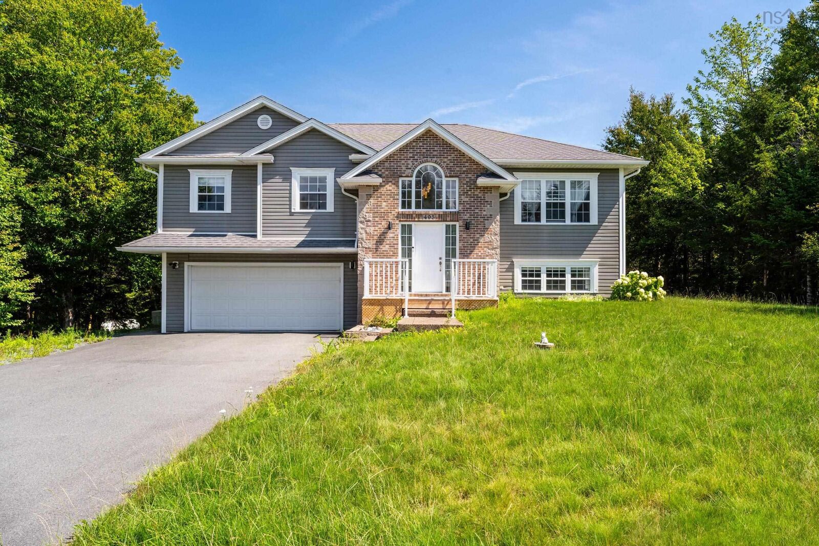 Property Photo:  495 Gatehouse Run  NS B4B 0A9 