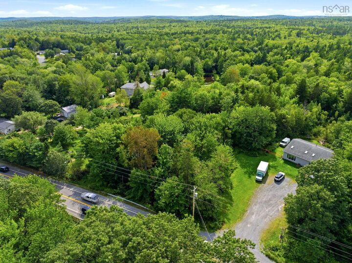 Property Photo:  2282 Beaver Bank Road  NS B4G 1E4 