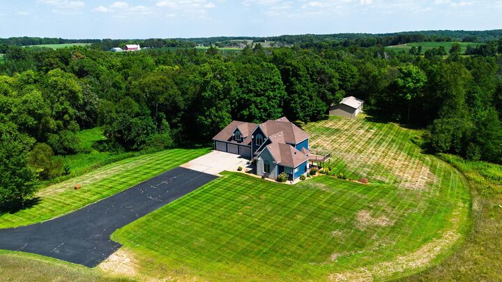 Property Photo: 38798 County Road 2 MN 56374