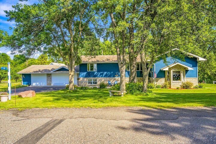 Property Photo:  33165 Marmon Street NE  MN 55008 