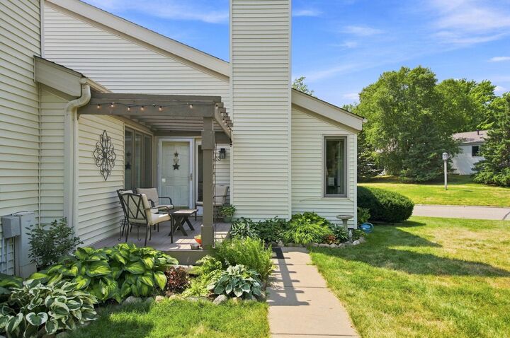 Property Photo: 303 Elan Court MN 55125