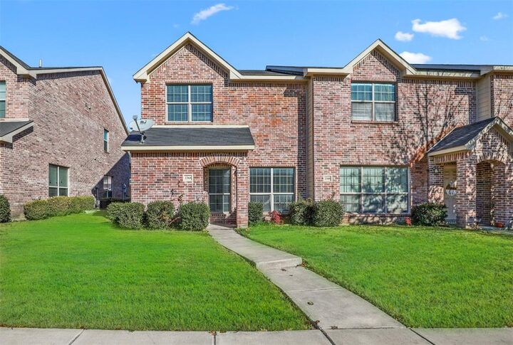Property Photo:  2364 Calendar Court  TX 75050 