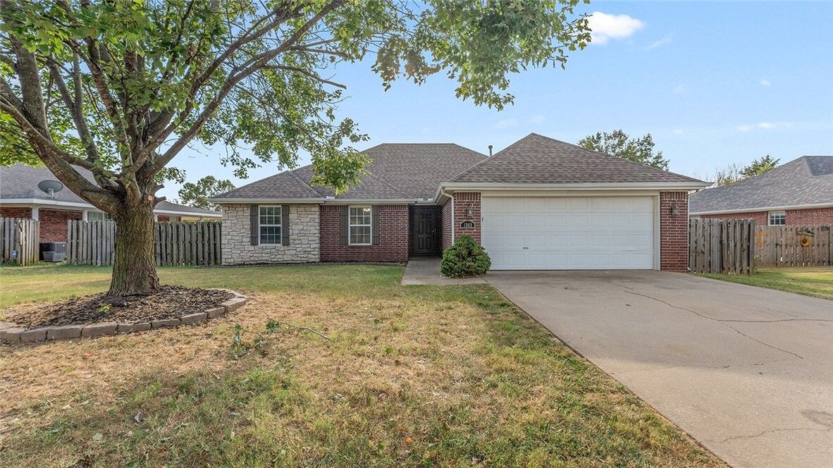 Property Photo:  1363 Charles Street  AR 72751 