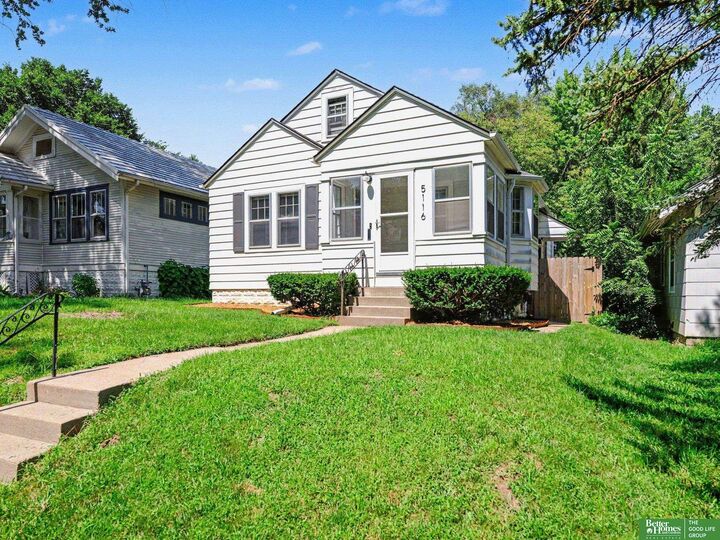 Property Photo: 5116 Pinkney Street NE 68104