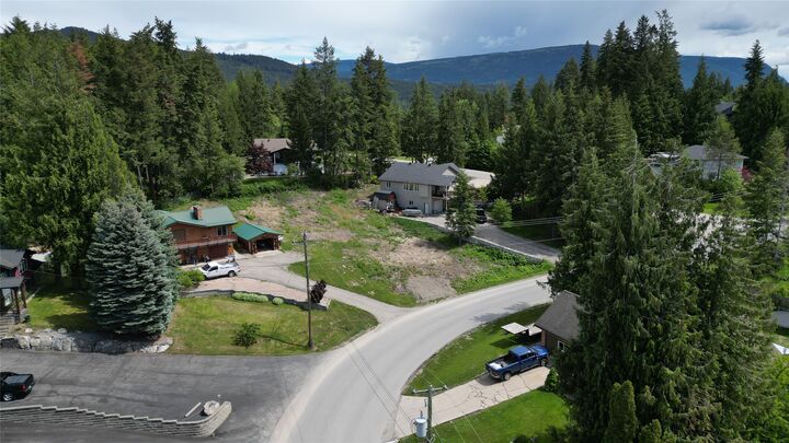 Property Photo: 2902 Cedar Drive BC V0E 2W2