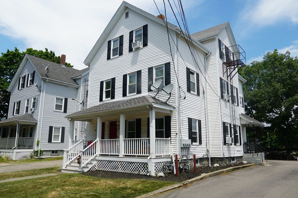 Property Photo:  170 Middleboro Ave 2  MA 02718 