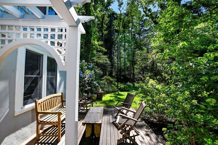 Property Photo: 72 Benjamin Nyes MA 02540