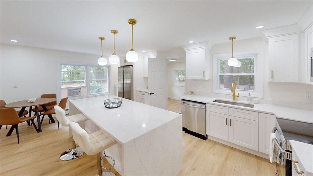 Property Photo:  1 Albion Rd  MA 01821 