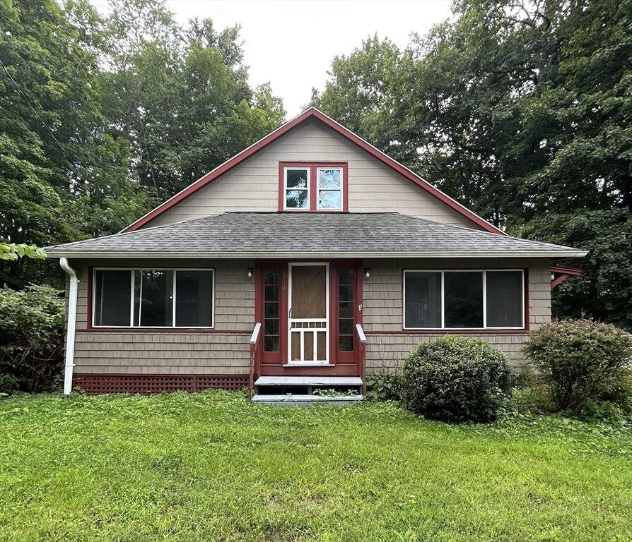 Property Photo: 410 Silver St MA 01301