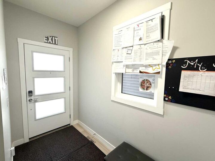 Property Photo: 113 Corner Glen Way NE AB T3N 2L6