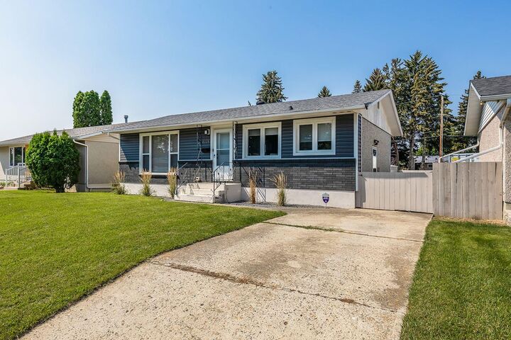 Property Photo: 2332 20 Avenue SE AB T1A 3Y1