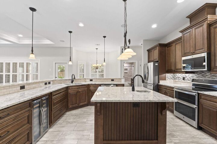 Property Photo:  5180 Sandy Shores Dr  FL 32563 