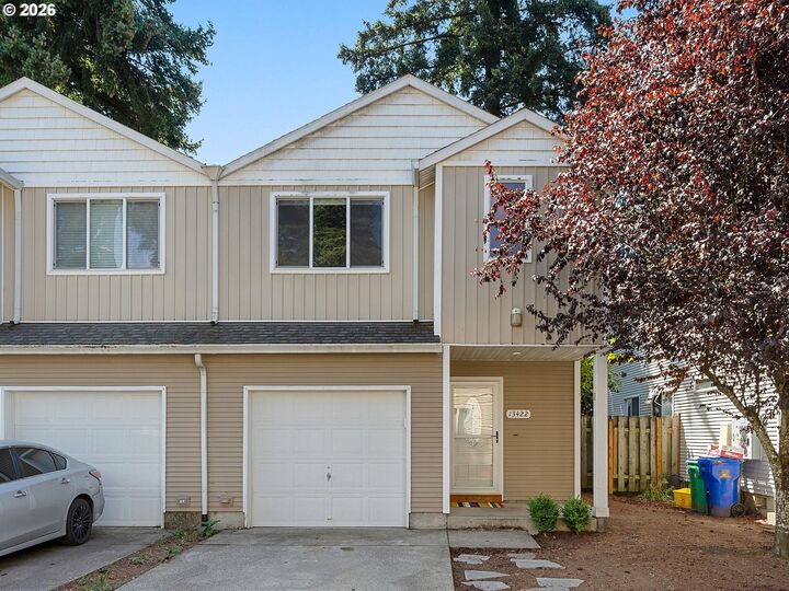 Property Photo:  13422 SE Harold St 11  OR 97236 