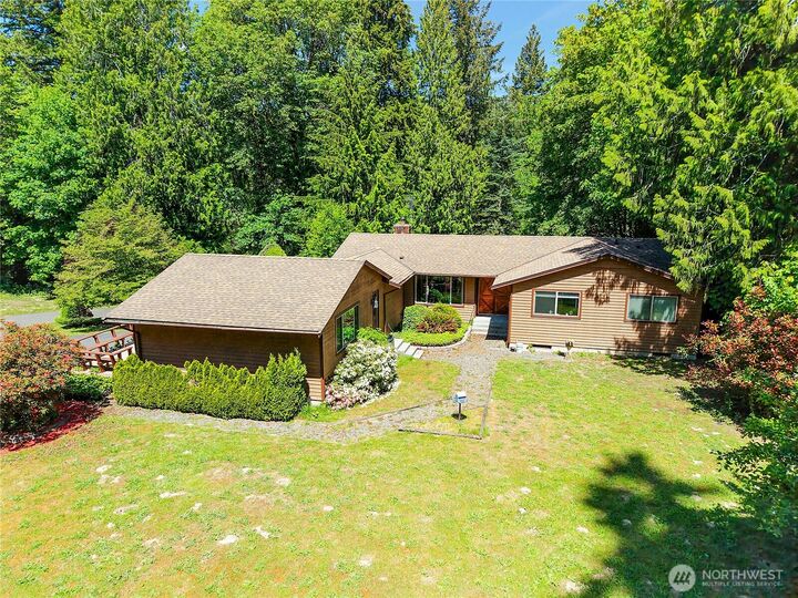 Property Photo: 568 SE Oak Road WA 98367