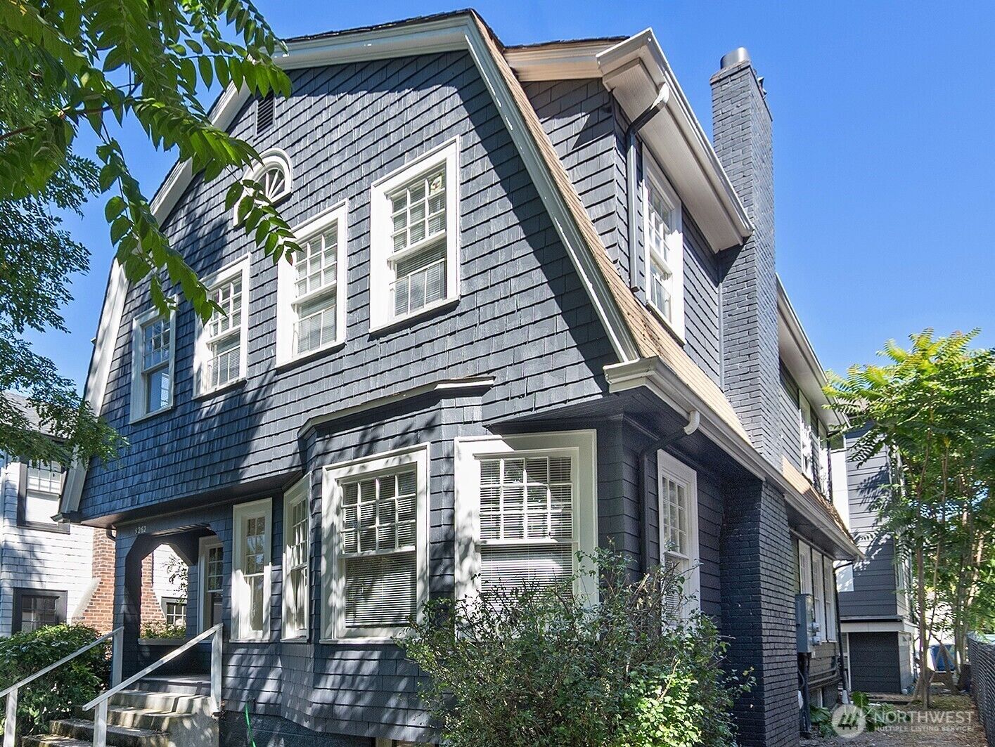 Property Photo: 5262 15th Avenue NE WA 98105