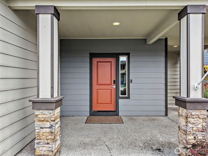 Property Photo: 348 Partlon Street WA 98321