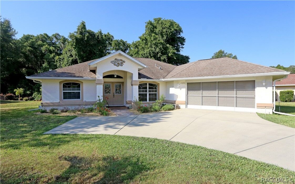 Property Photo:  3655 N Chandler Drive  FL 34442 