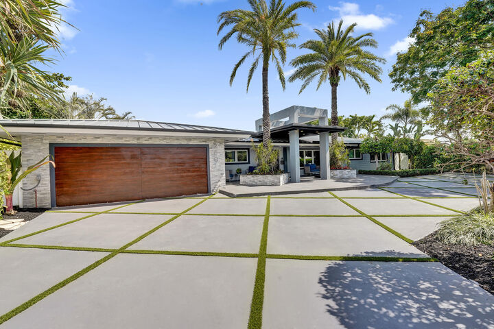 Property Photo: 2601 NE 29th Street FL 33306