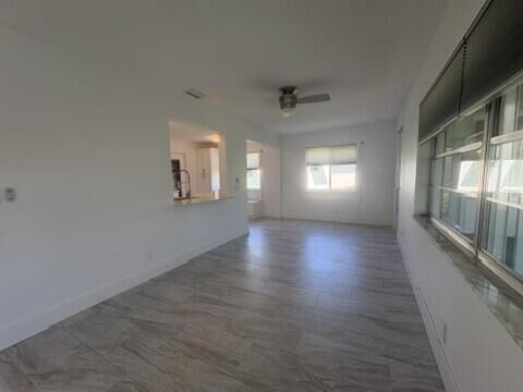 Property Photo:  1590 SW 14th Avenue  FL 33426 