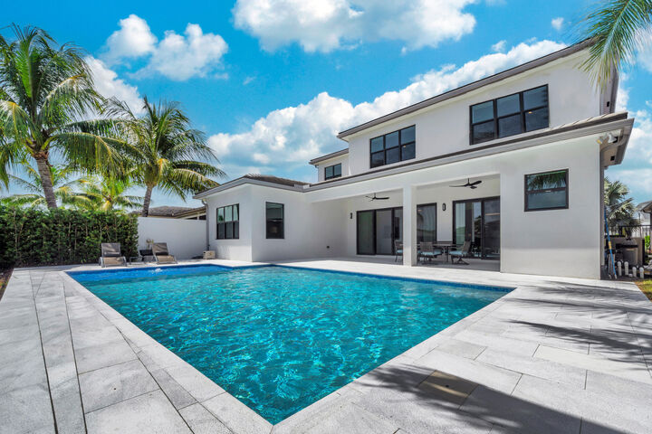 Property Photo: 8804 Skyward Street FL 33496