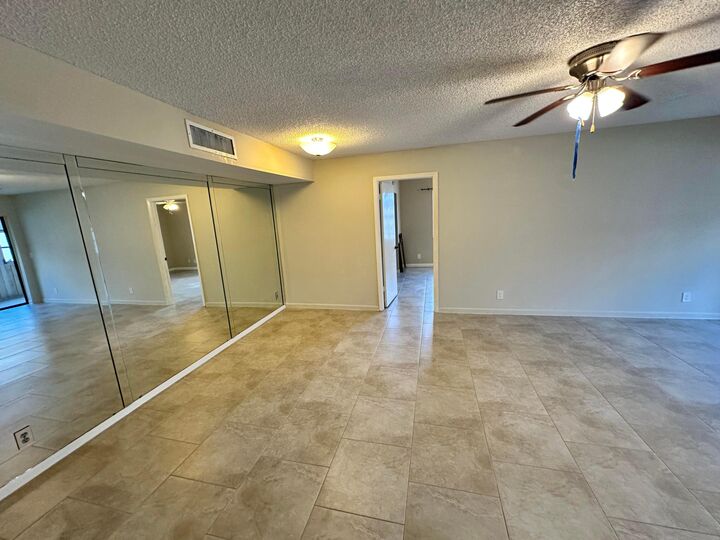 Property Photo: 123 Capri C FL 33484