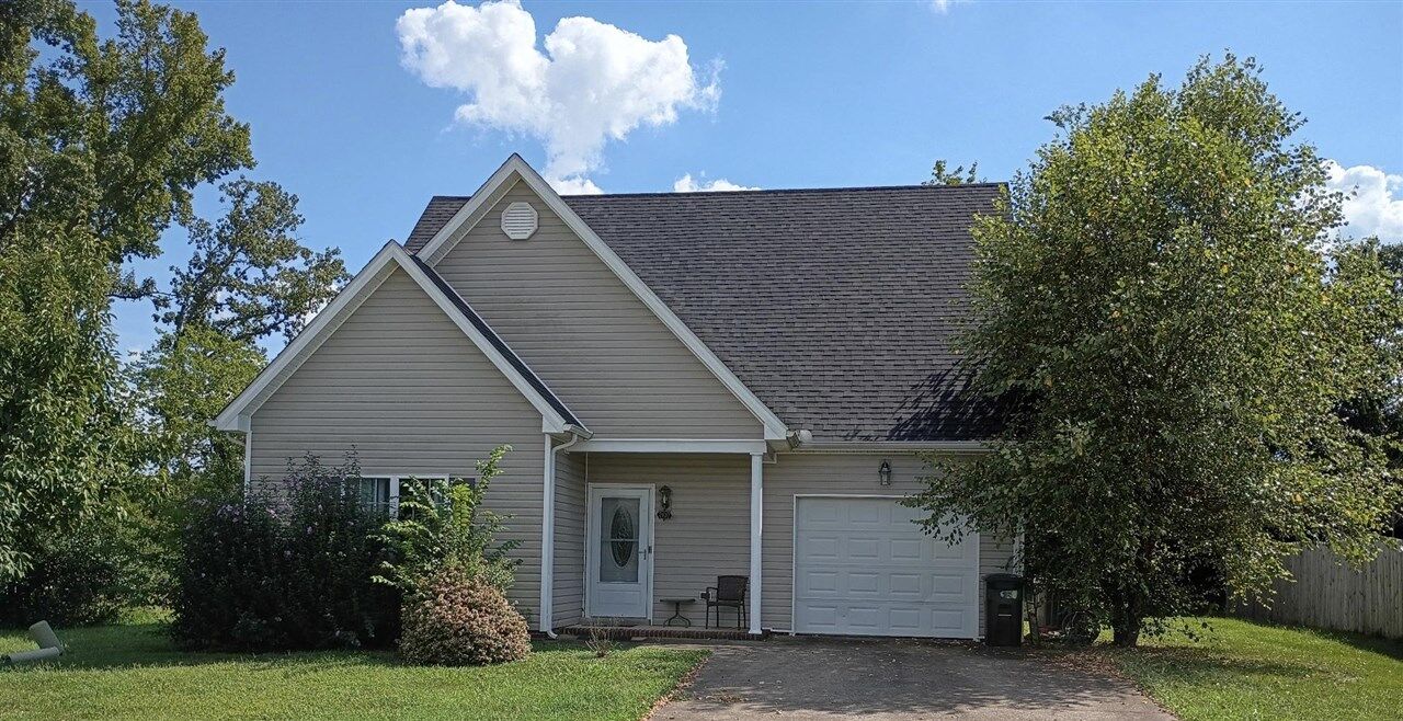 Property Photo:  2837 Gunsmoke Trail Way  KY 42101 