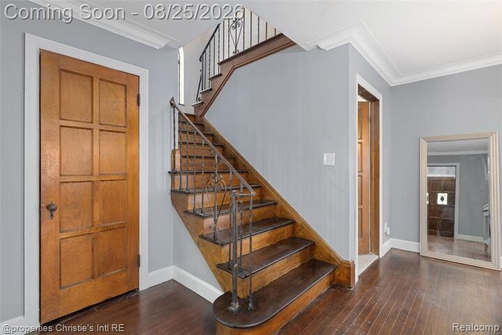 Property Photo: 18944 Warrington Drive MI 48221