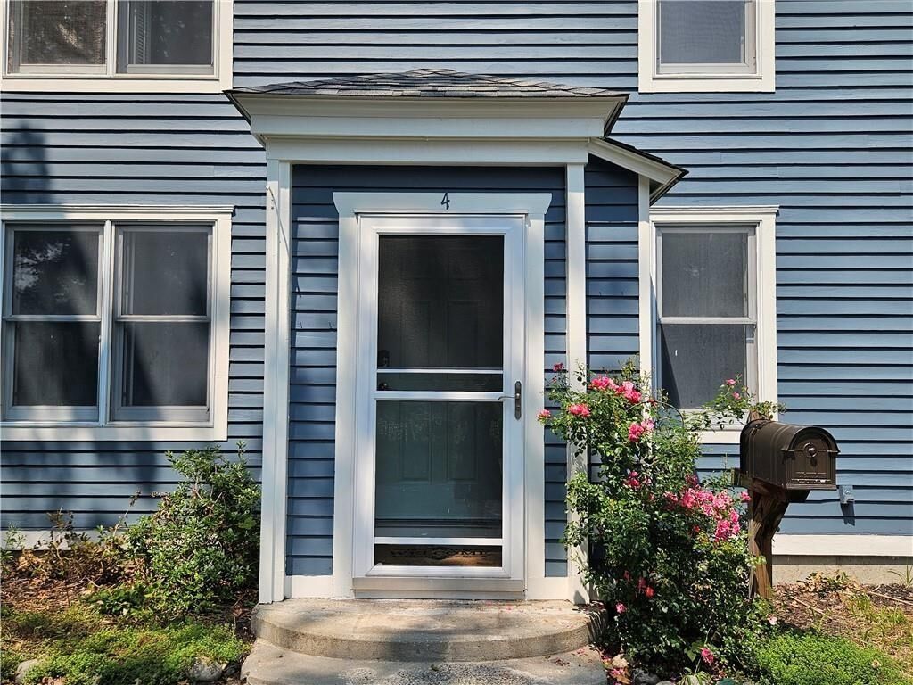 Property Photo: 208 Marlborough Street 4 RI 02818