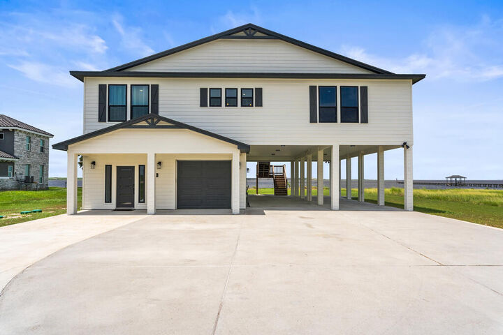 Property Photo:  135 Sunrise Drive  TX 78382 