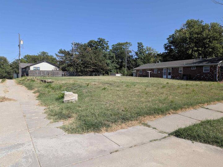 Property Photo: 642 N Sheridan Ave. KS 78203
