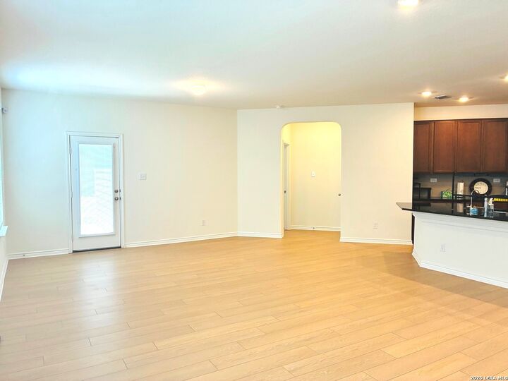 Property Photo: 9507 Hinterlands Dr TX 78221