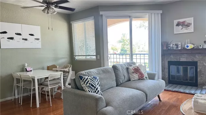 Property Photo:  6131 Calle Mariselda 104  CA 92124 