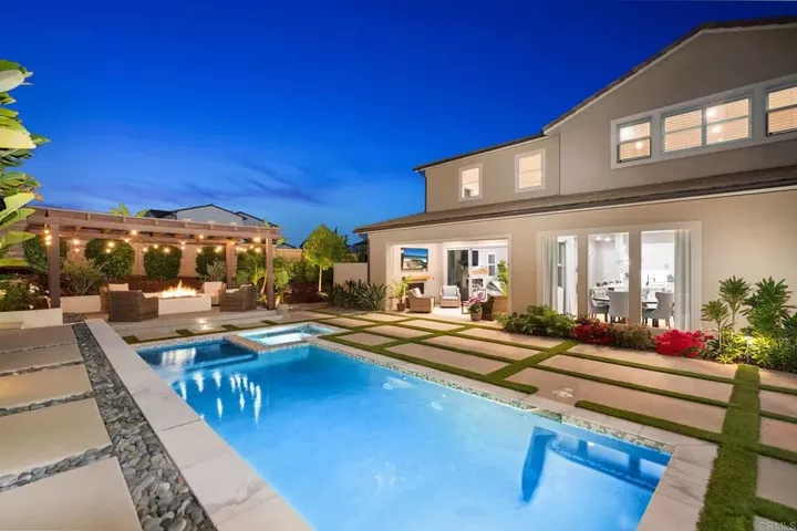 Property Photo:  2911 Side Saddle Lane  CA 92029 