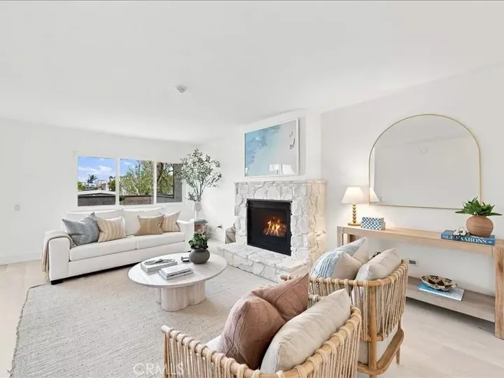 Property Photo:  2120 Dufour Avenue 2  CA 90278 