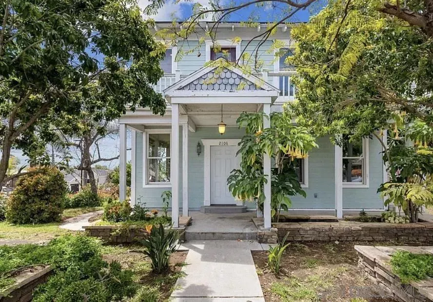 Property Photo: 2104-2110 Dale Street CA 92104