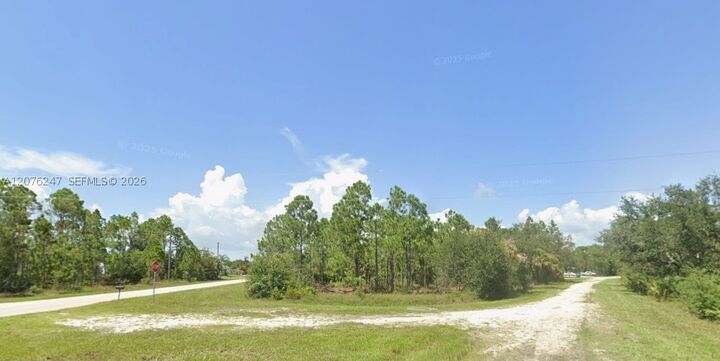 Property Photo:  13185 Mandalay Dr  FL 33955 