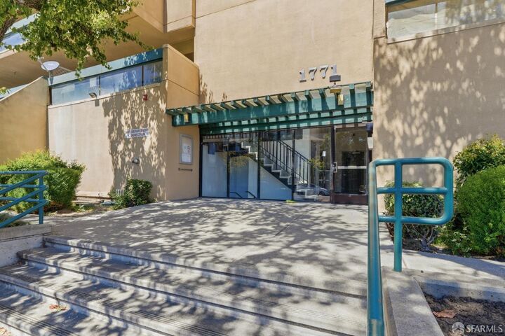Property Photo: 1771 Broadway Street 200 CA 94520
