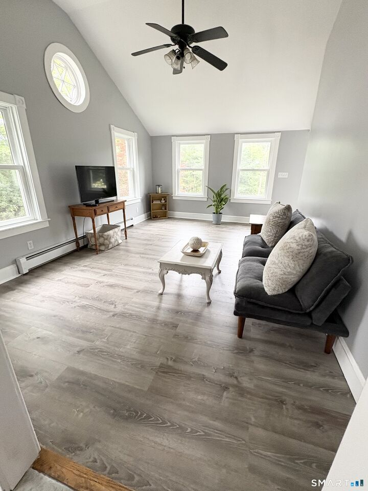 Property Photo:  166 East Street  CT 06076 