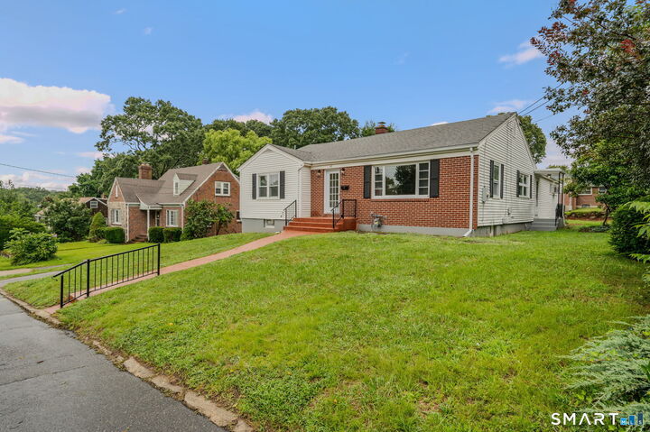 Property Photo:  45 Mansfield Road  CT 06320 