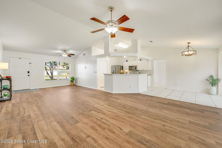 Property Photo: 883 Del Mar Circle FL 32904