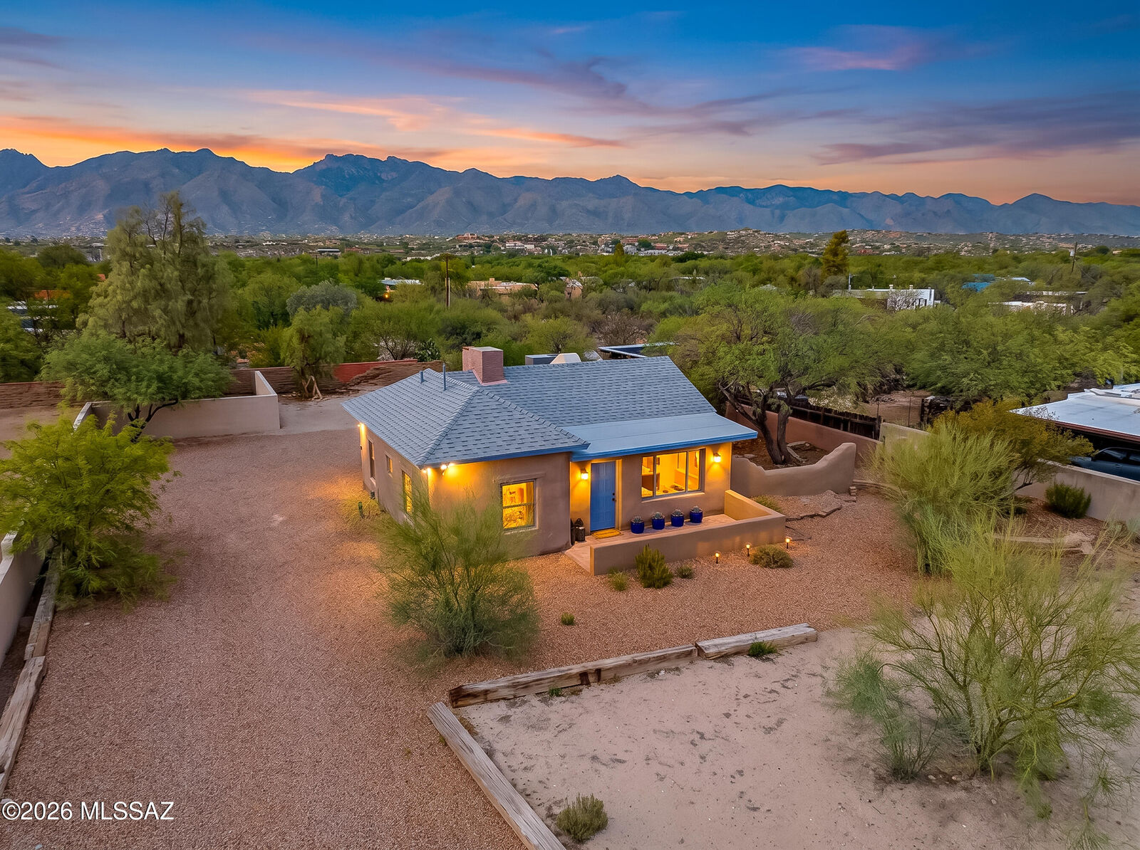 Property Photo: 5301 E Fort Lowell Road AZ 85712