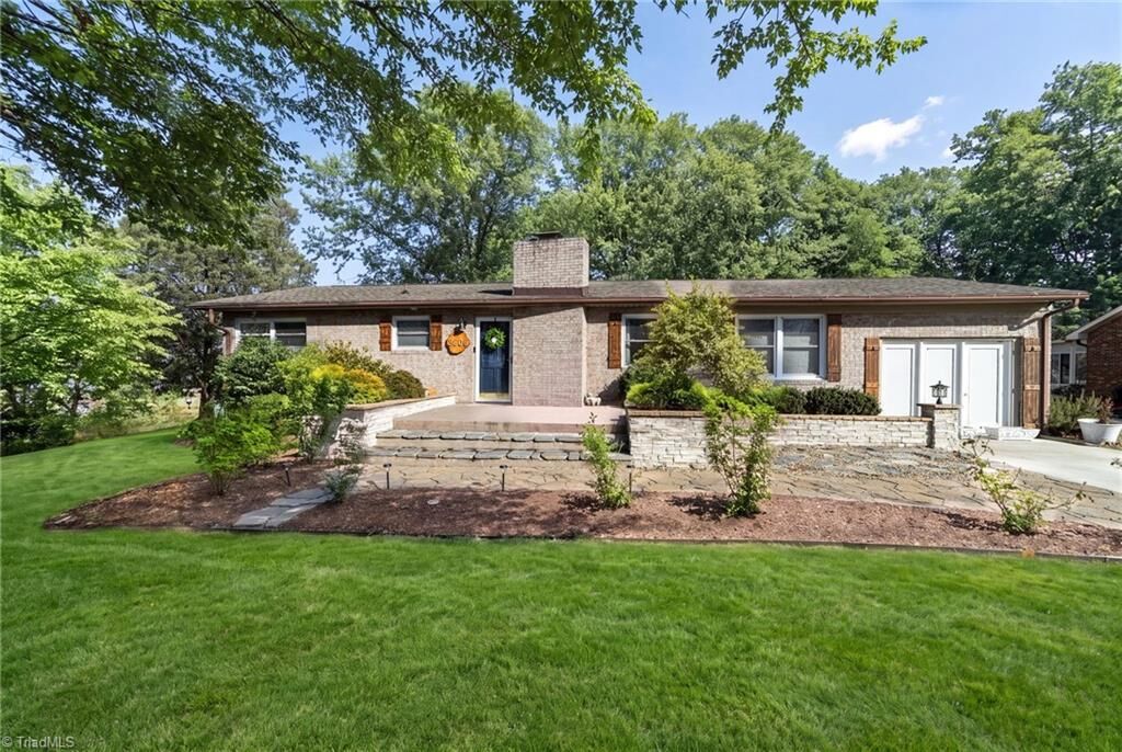 Property Photo: 3606 Innwood Street NC 27265
