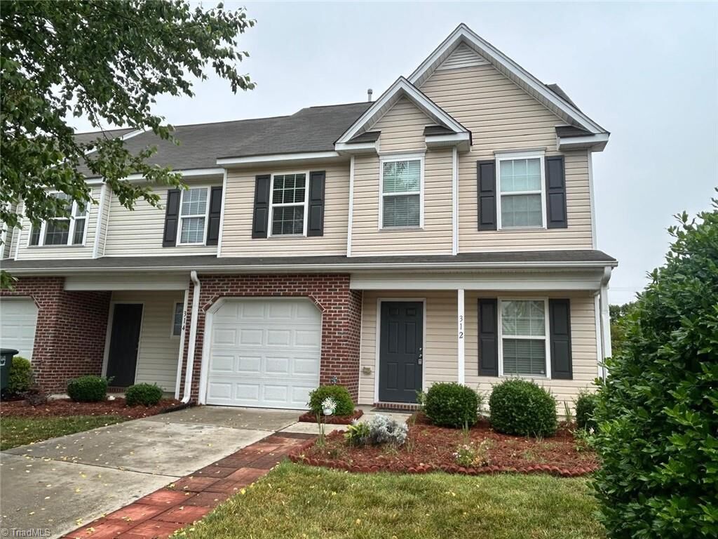 Property Photo: 312 Robyns Glen Circle NC 27409